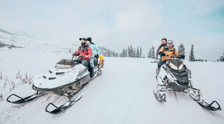 Kashmir Snow Adventure Tour